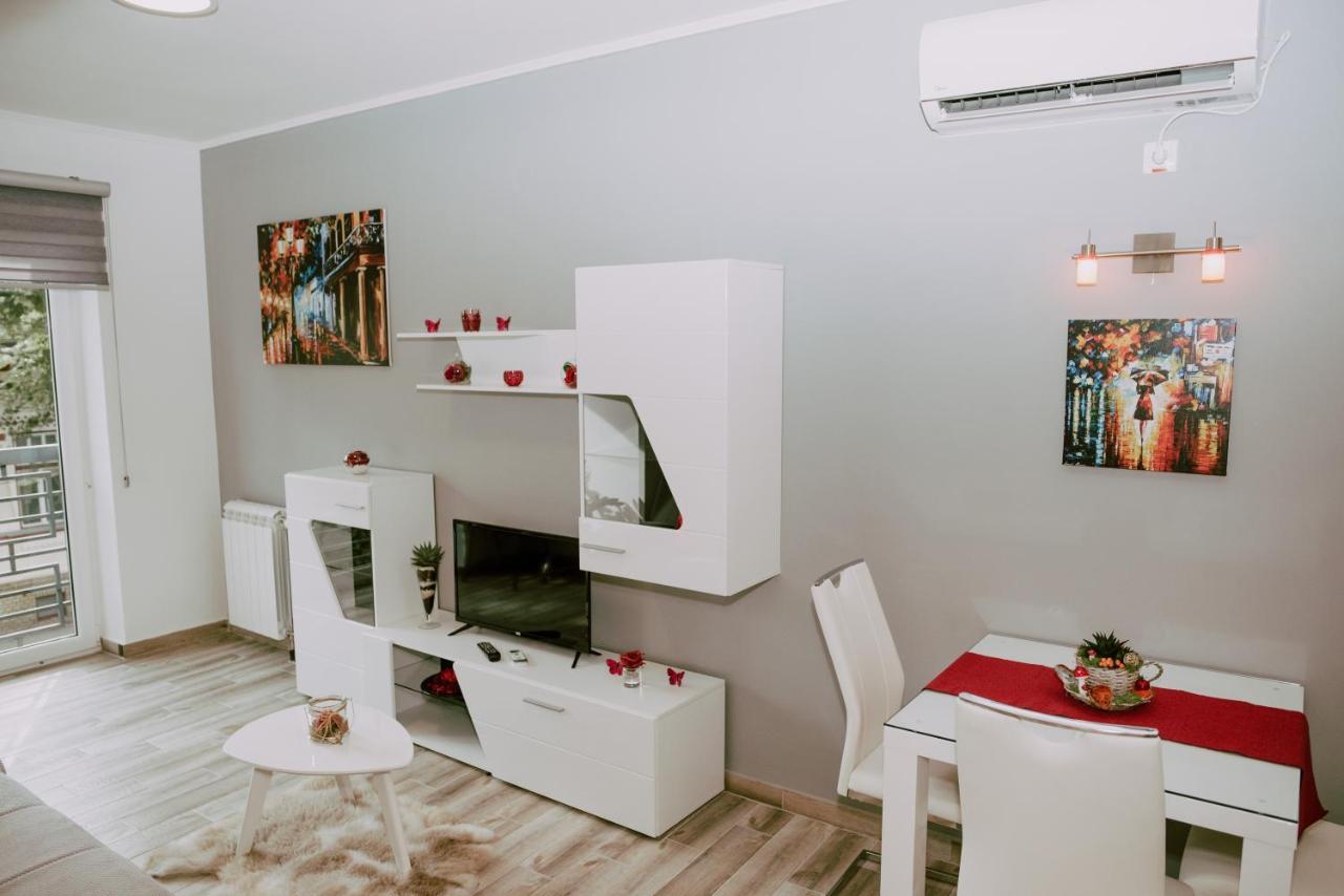 Apartment Rea Subotica Esterno foto